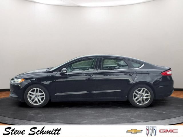 Used 2016 Ford Fusion SE with VIN 1FA6P0H75G5105580 for sale in Highland, IL