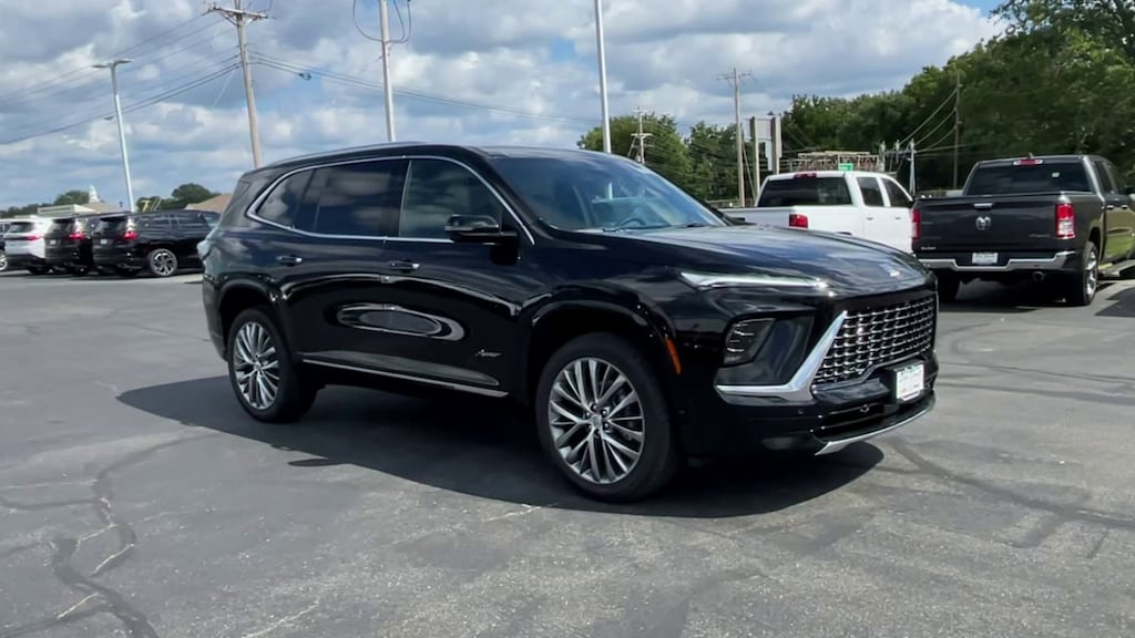 New 2026 Buick Enclave Avenir SUV