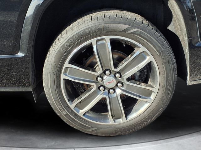 2017 GMC Acadia Denali - Photo 21