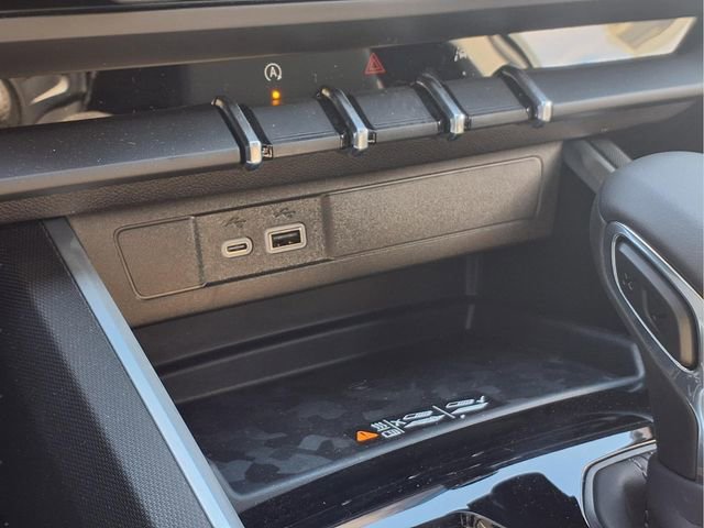 2026 Chevrolet Colorado LT - Photo 9