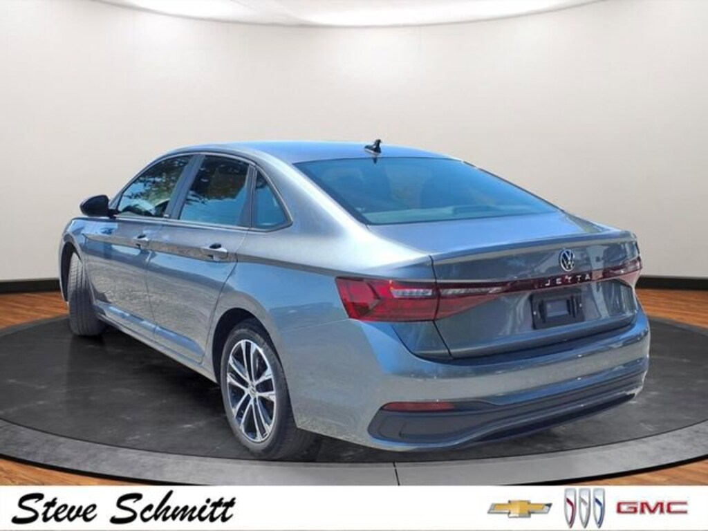 Used 2025 Volkswagen Jetta Sport