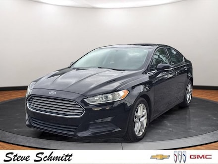 2016 Ford Fusion SE Sedan