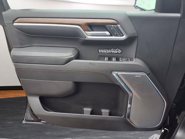 2026 Chevrolet Silverado 1500 High Country - Photo 15