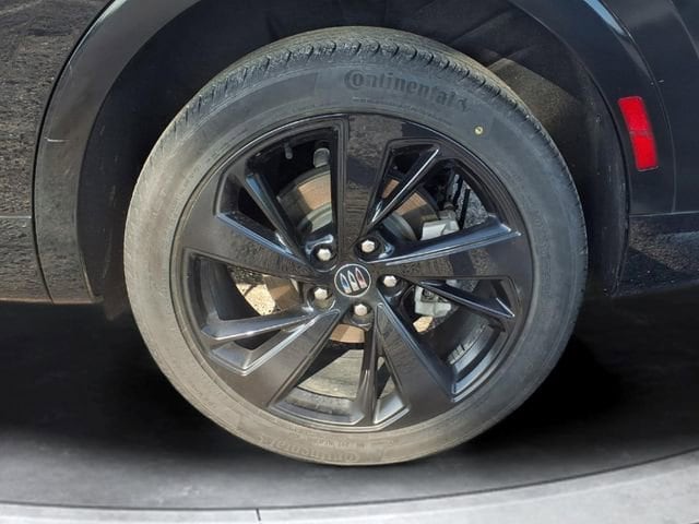 2025 Buick Envision Sport Touring - Photo 17