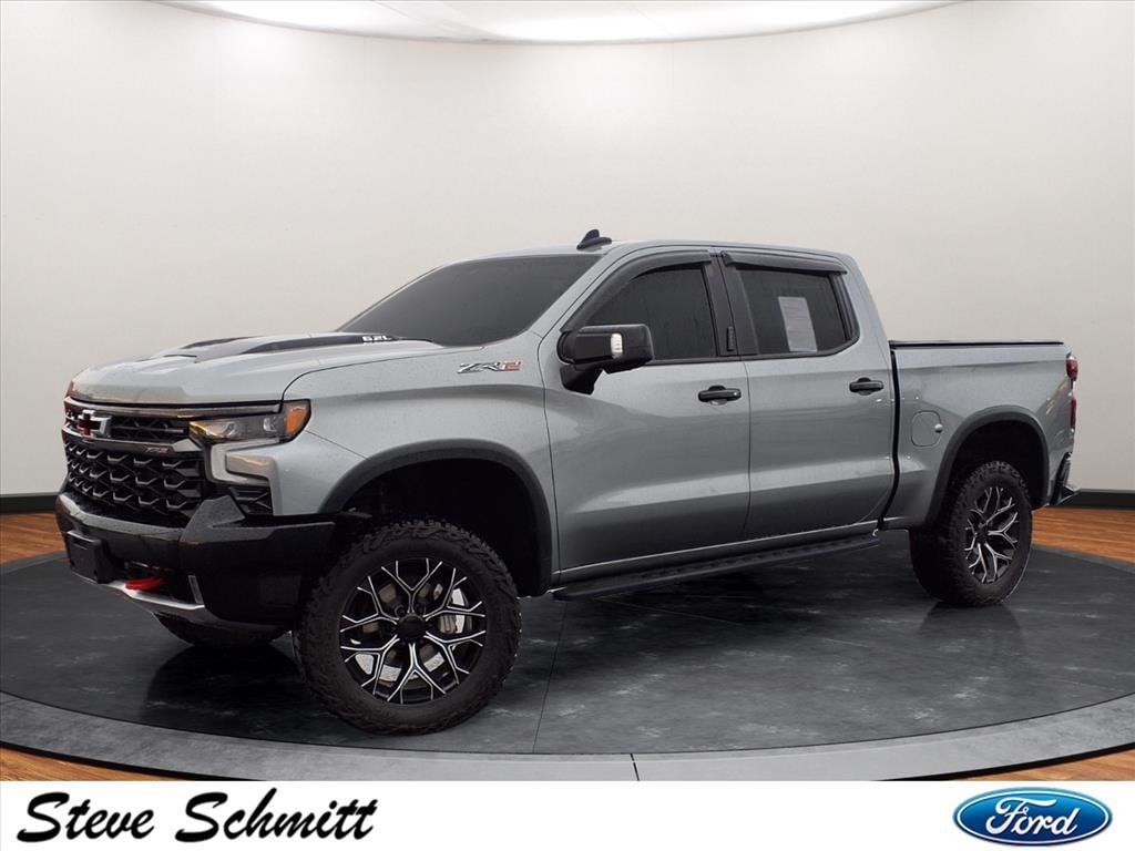 2023 Chevrolet Silverado 1500 ZR2's photo