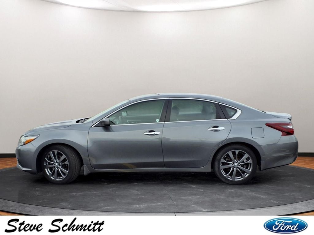 1N4AL3AP4JC295490