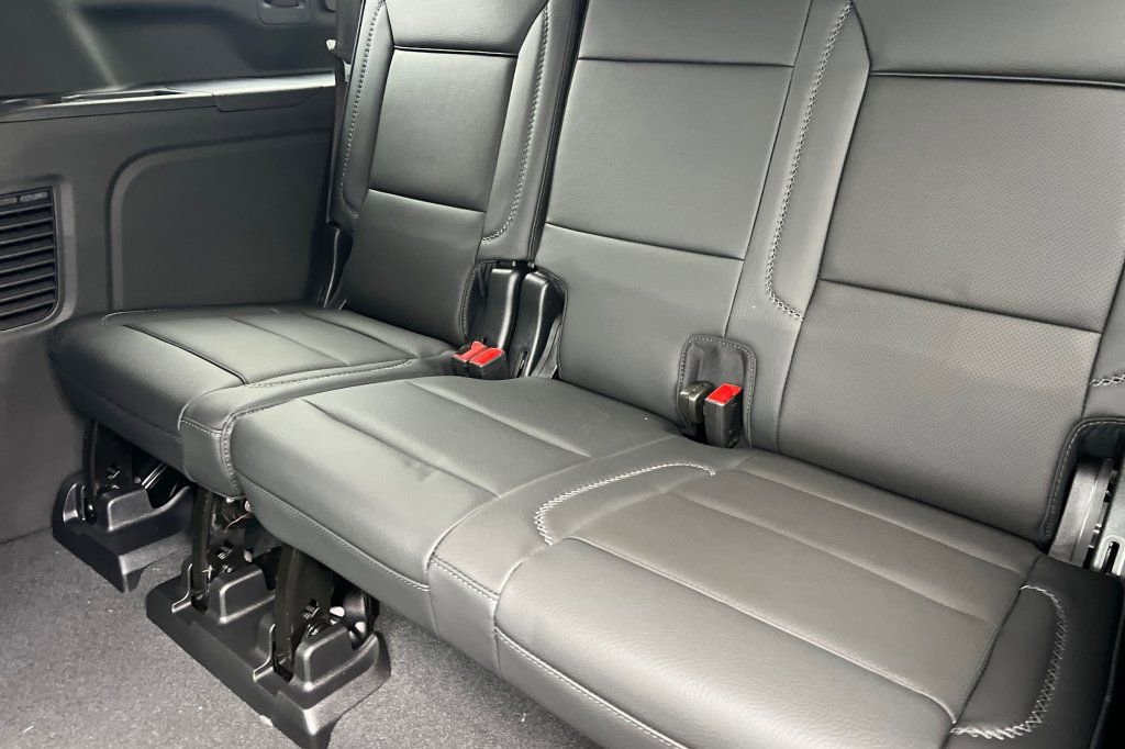 2026 GMC Yukon XL Denali - Photo 12