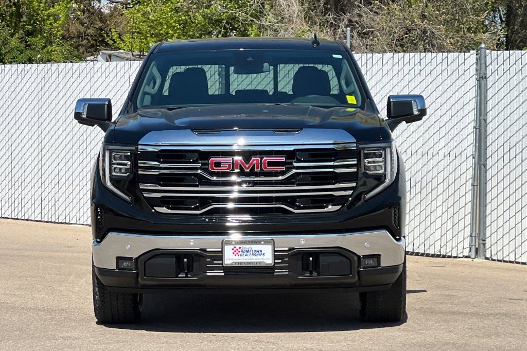 2026 GMC Sierra 1500 SLT - Photo 6
