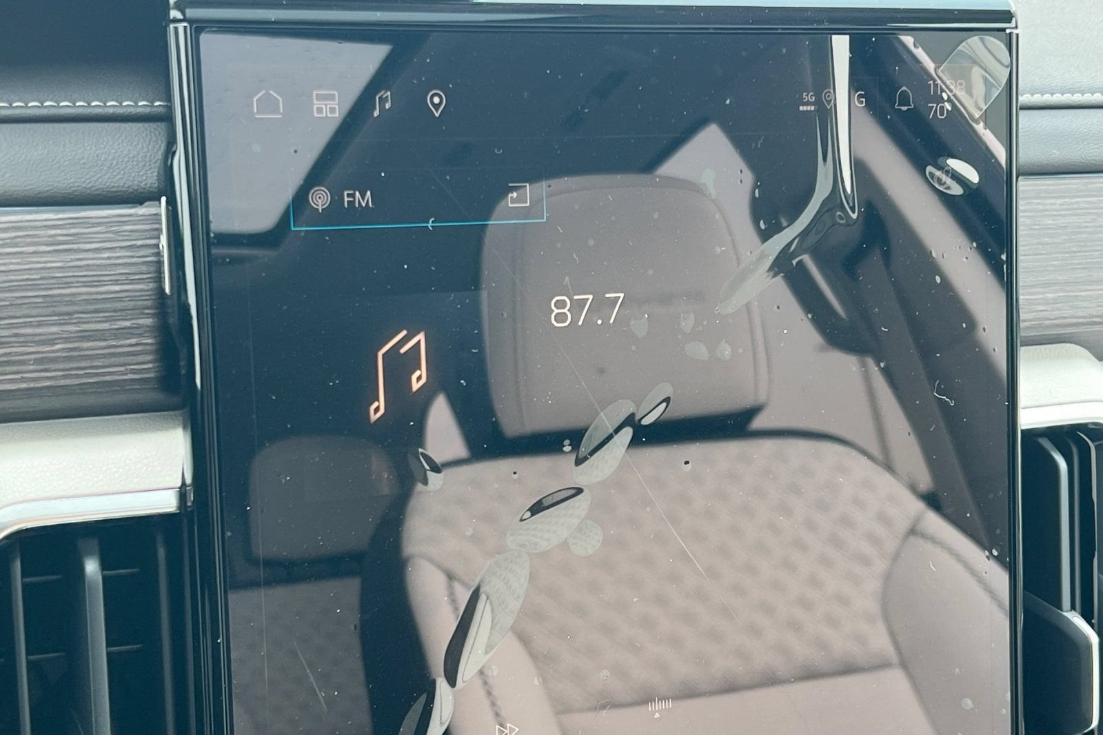 2026 GMC Acadia Denali - Photo 16