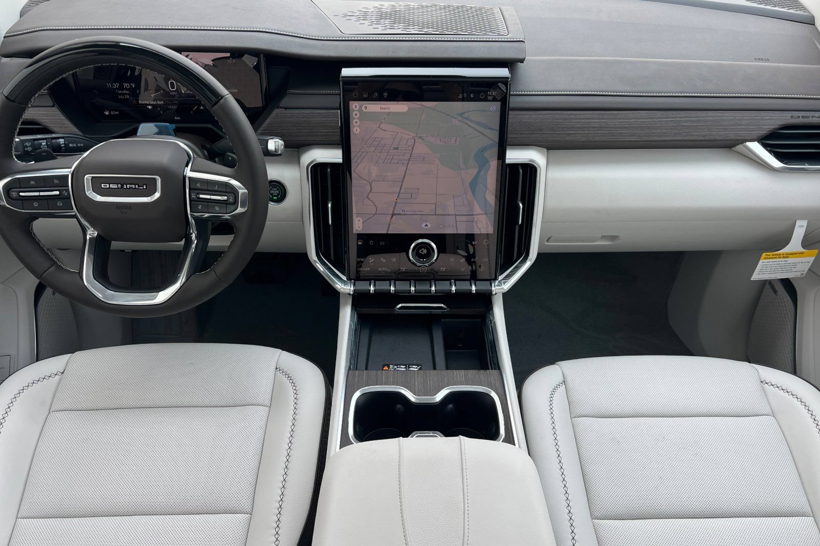 2026 GMC Acadia Denali - Photo 10