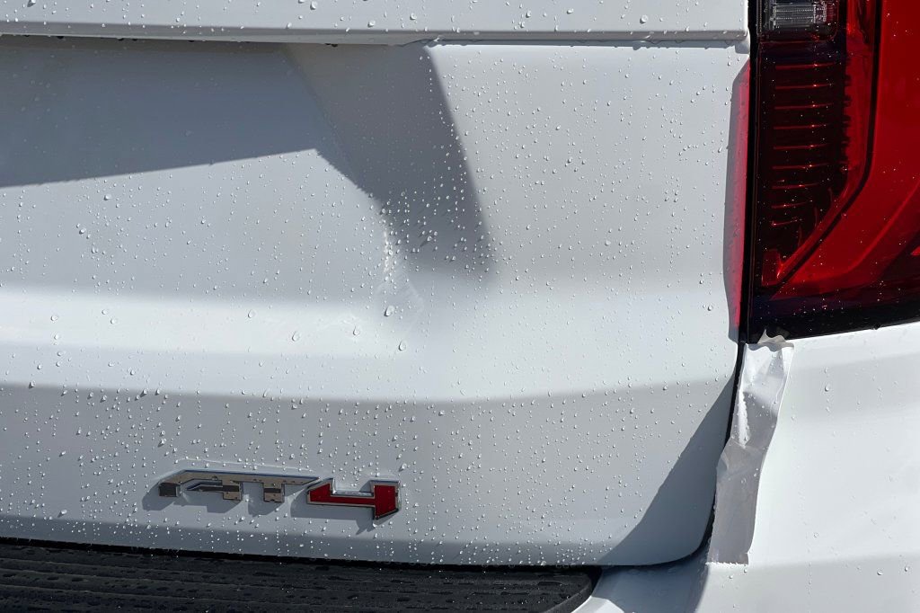 2026 GMC Yukon XL AT4 - Photo 24