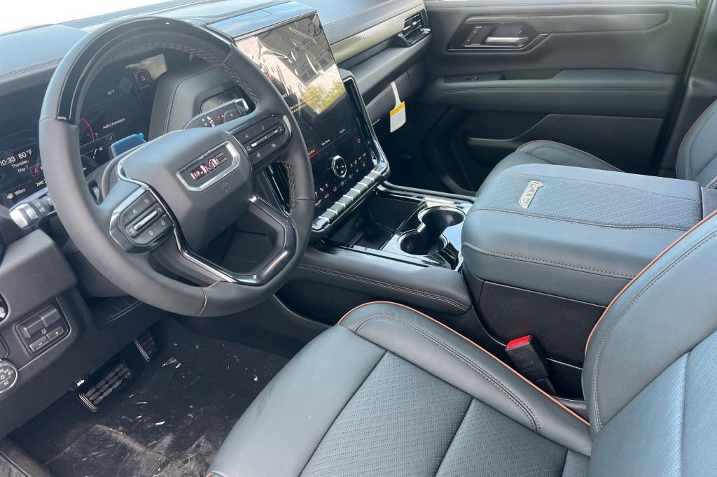 2026 GMC Yukon XL AT4 - Photo 7