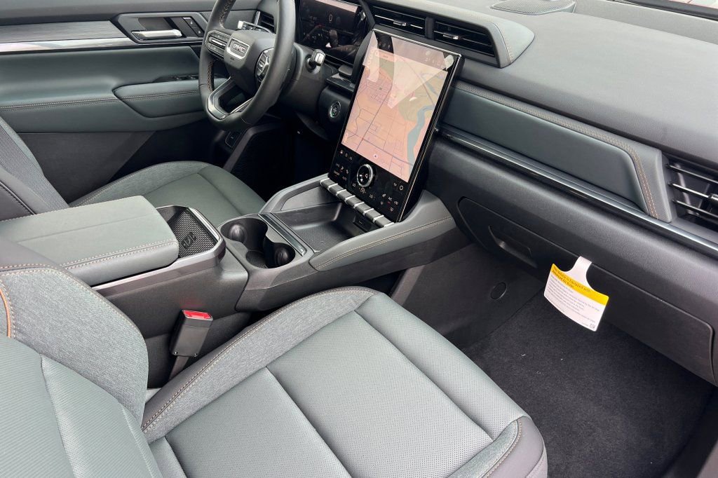 2026 GMC Terrain AT4 - Photo 13