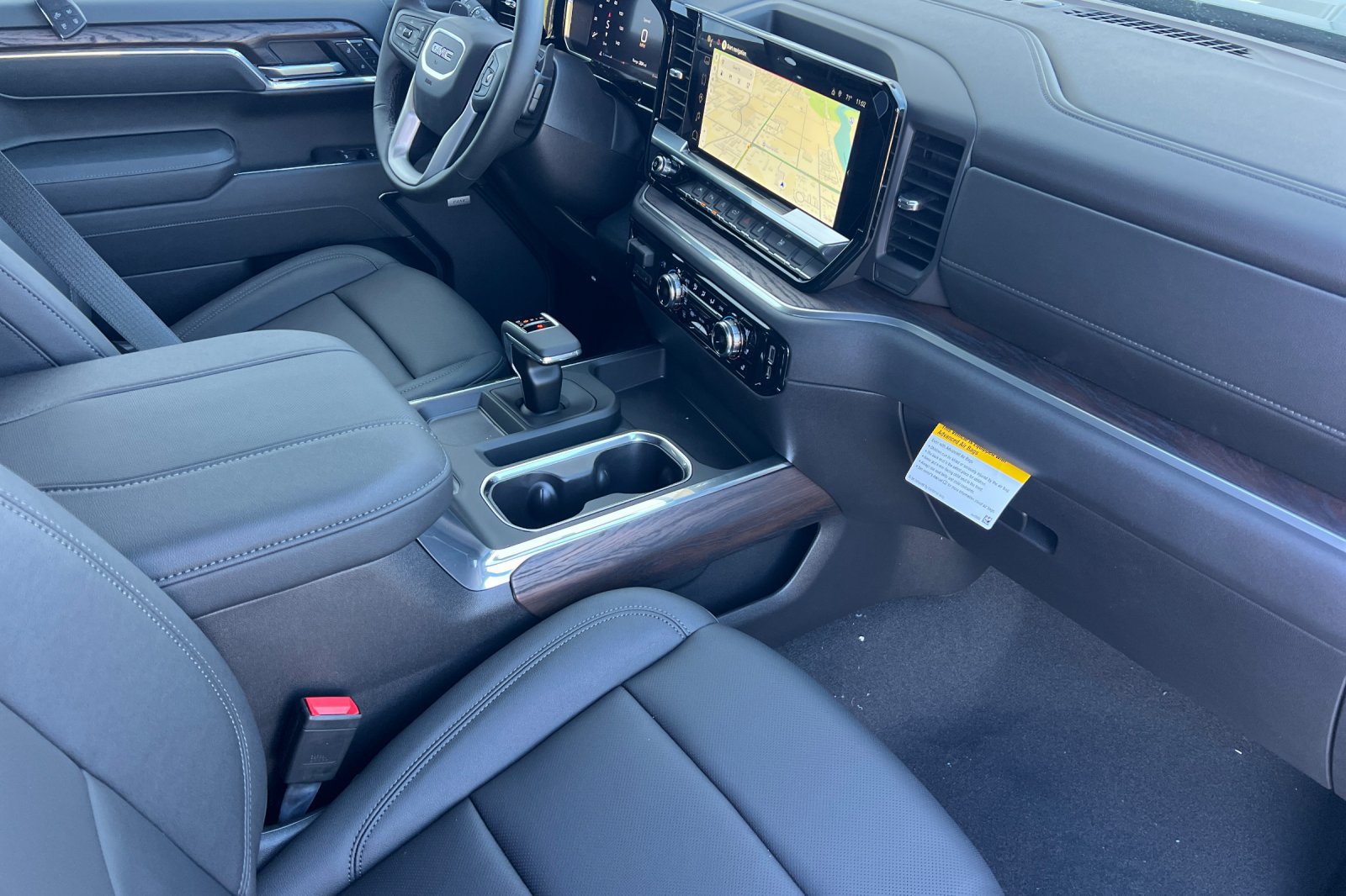 2026 GMC Sierra 1500 SLT - Photo 12
