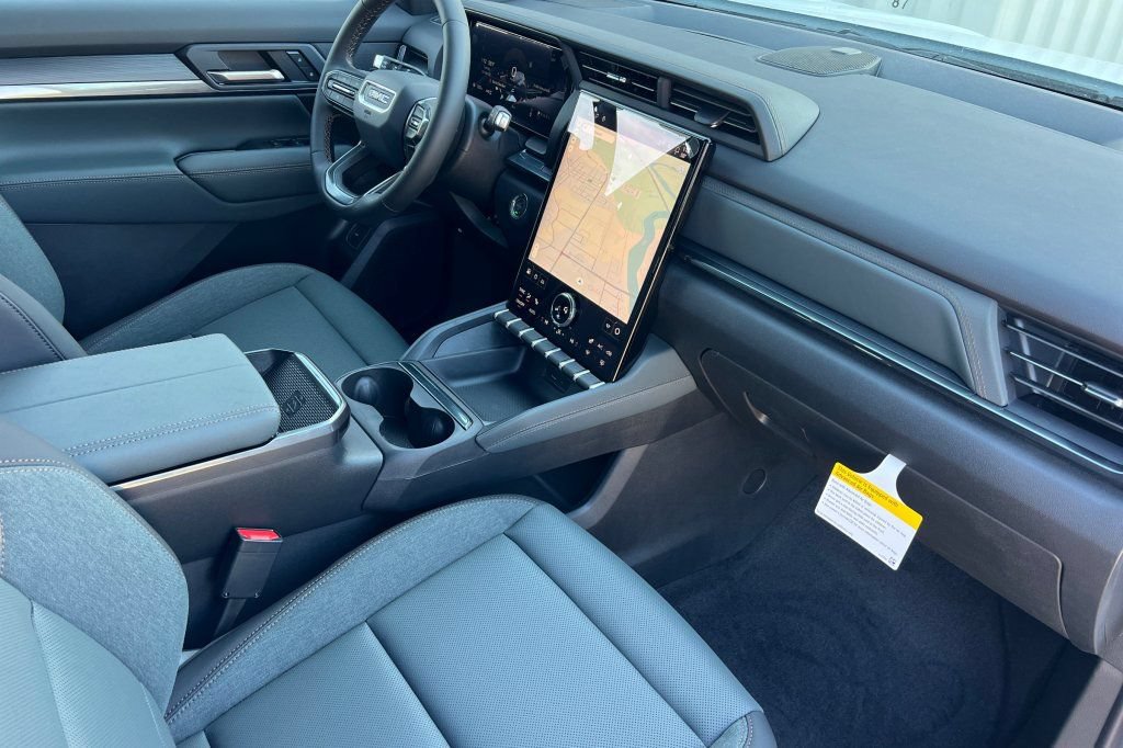 2026 GMC Terrain AT4 - Photo 13