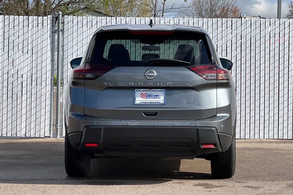 2024 Nissan Rogue S - Photo 5