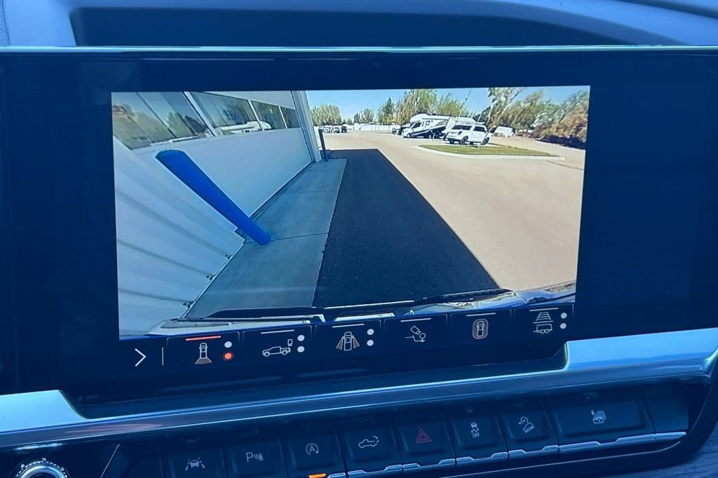 2026 GMC Sierra 1500 SLT - Photo 16