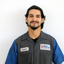 Staff member Daniel Nunez from ID_4078a9