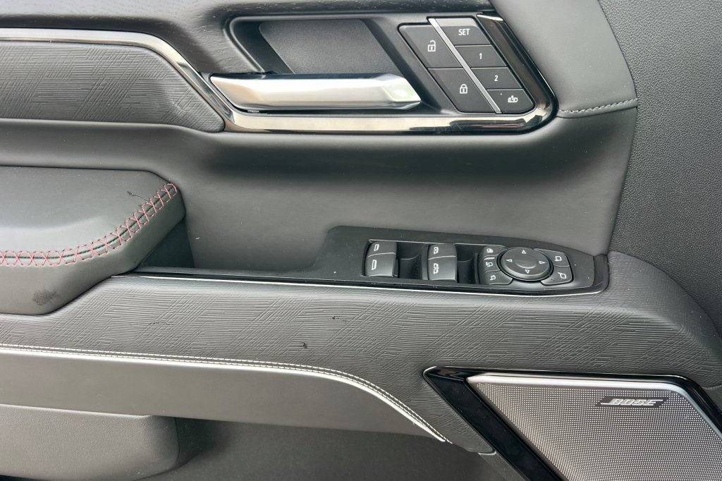 2026 GMC Sierra 2500HD AT4X - Photo 8