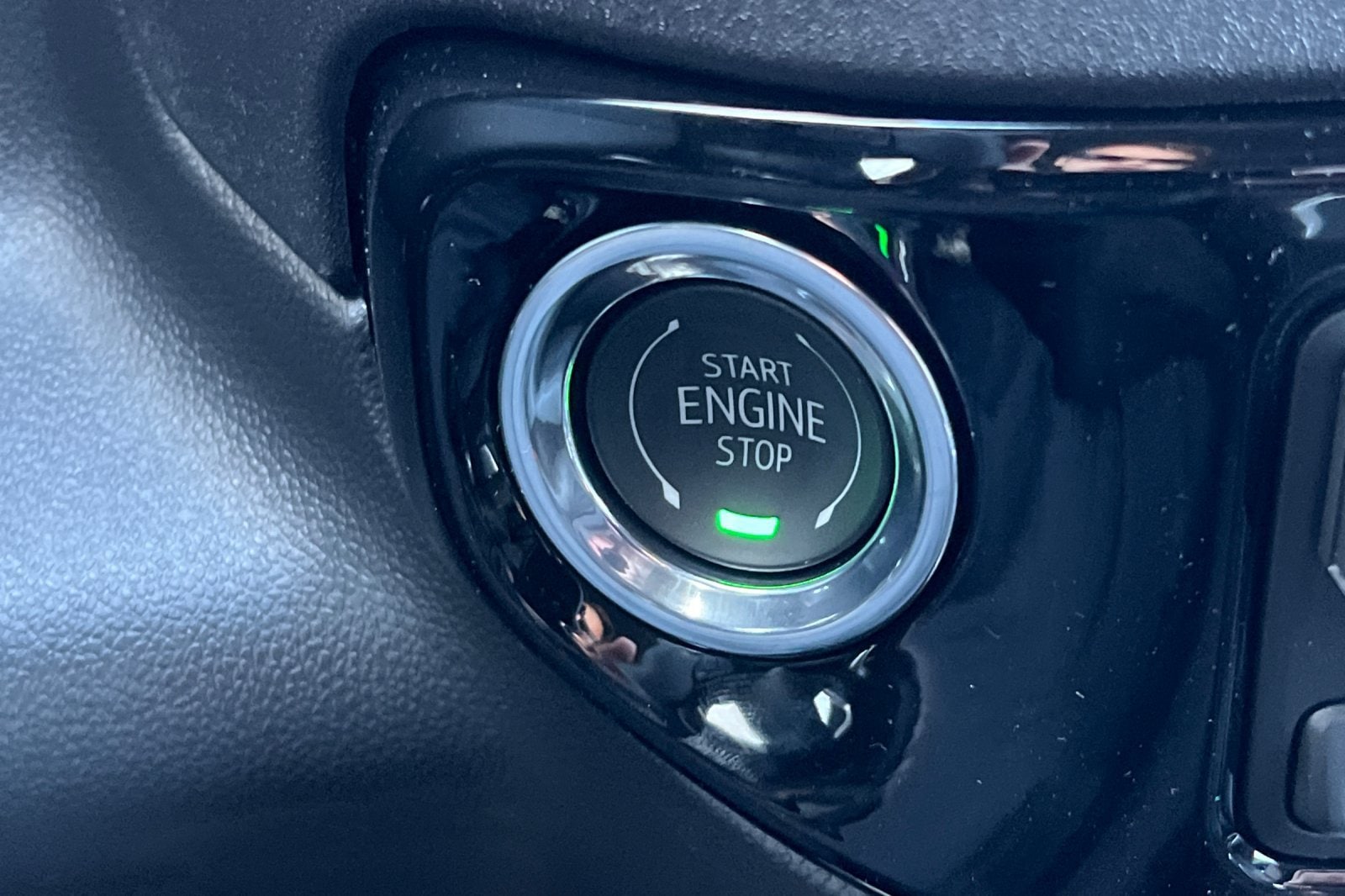 2026 GMC Sierra 1500 SLT - Photo 19