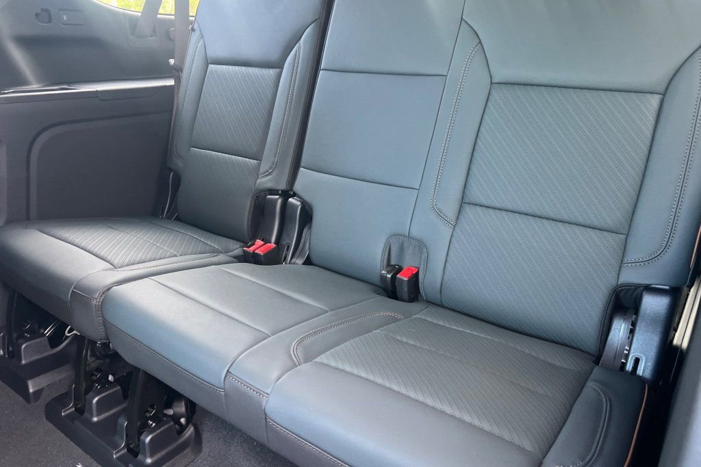 2026 GMC Yukon XL AT4 - Photo 13