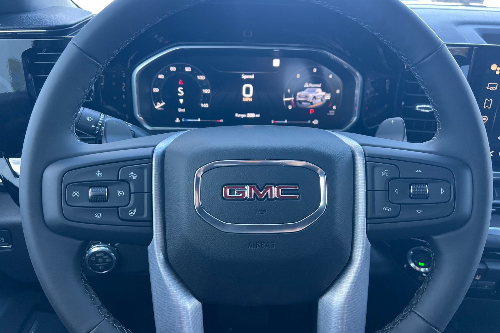 2026 GMC Sierra 1500 SLT - Photo 20