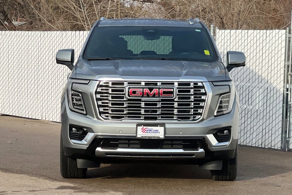 2026 GMC Yukon XL Denali - Photo 6