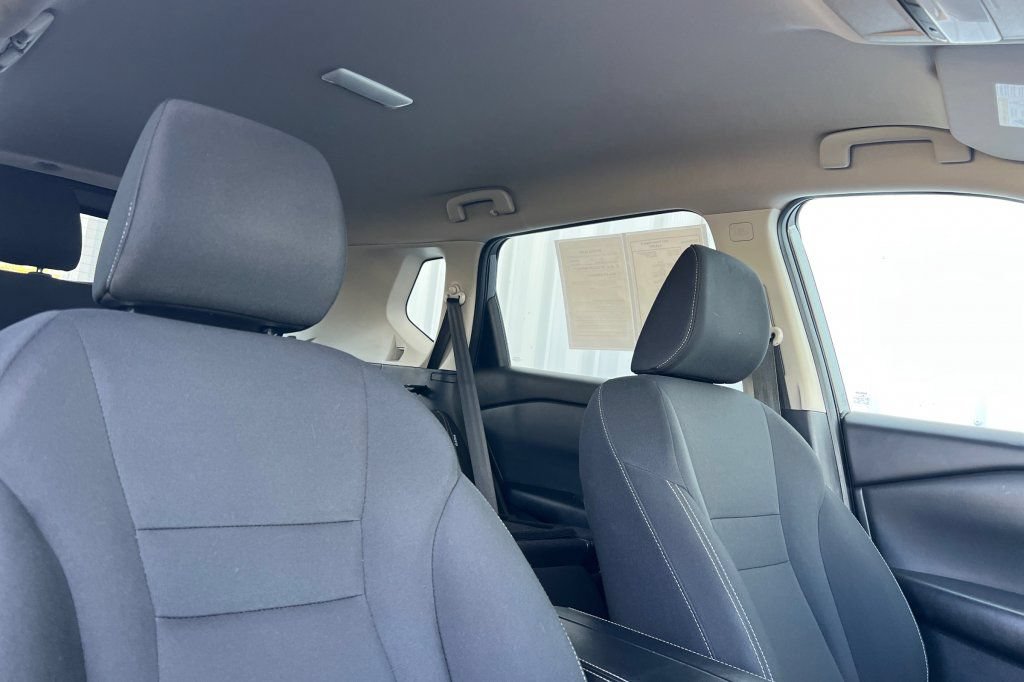 2024 Nissan Rogue S - Photo 14