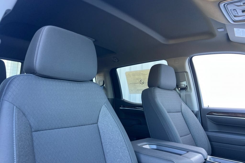 2026 GMC Sierra 1500 SLE - Photo 13