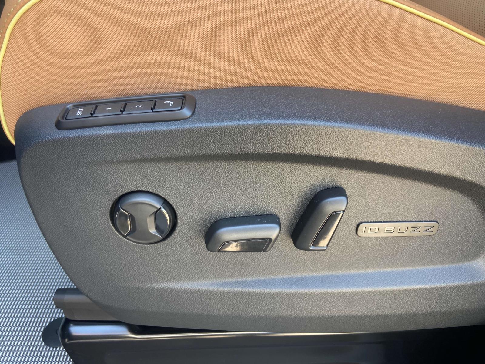 2025 Volkswagen ID. Buzz PRO S - Photo 17