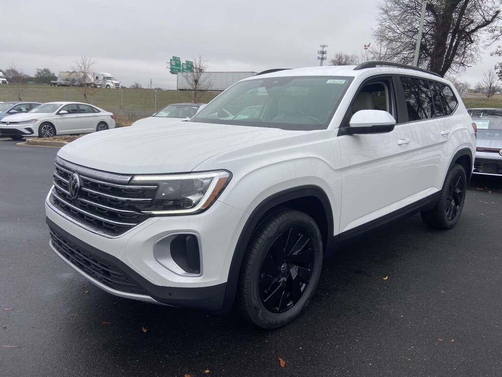 New 2026 Volkswagen Atlas 2.0T SE w/Technology SUV