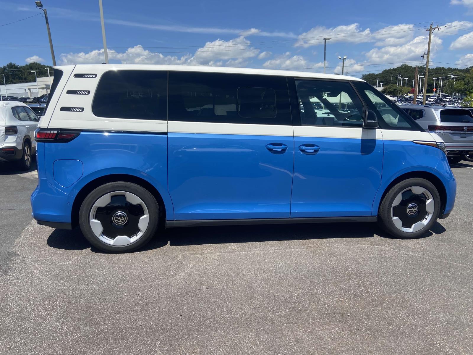 2025 Volkswagen ID. Buzz PRO S - Photo 10