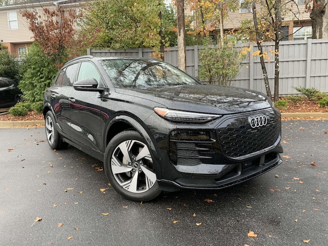 2025 Audi Q6 e-tron Premium Plus quattro SUV