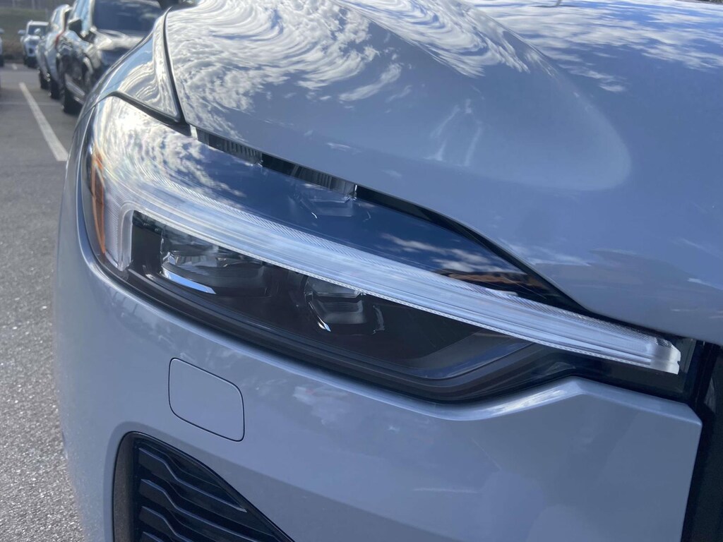 New 2026 Volvo XC60 B5 Plus SUV