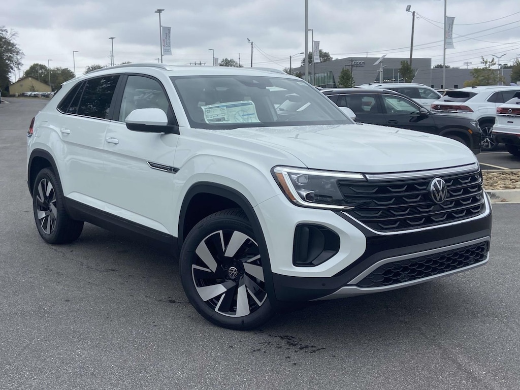 New 2026 Volkswagen Atlas Cross Sport 2.0T SE w/Technology SUV