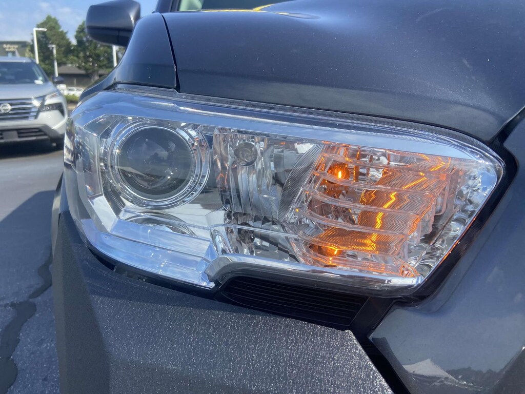 Used 2022 Toyota Tacoma 4WD SR5 Double Cab 5 Bed V6 AT (Natl) Crew Cab Pickup