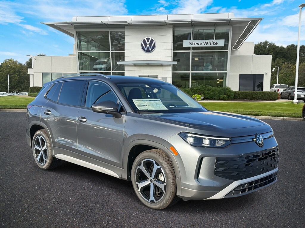 New 2026 Volkswagen Tiguan 2.0T SE SUV