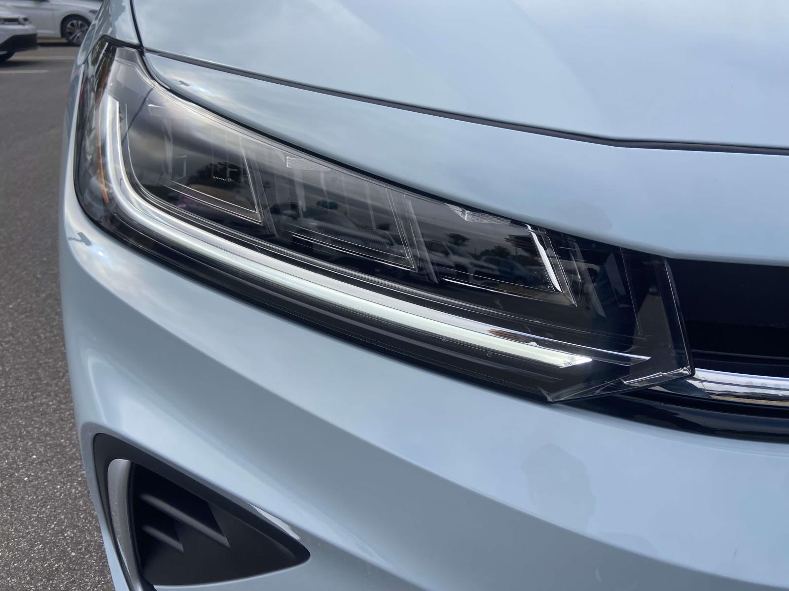 2026 Volkswagen Jetta 1.5T SE photo 3