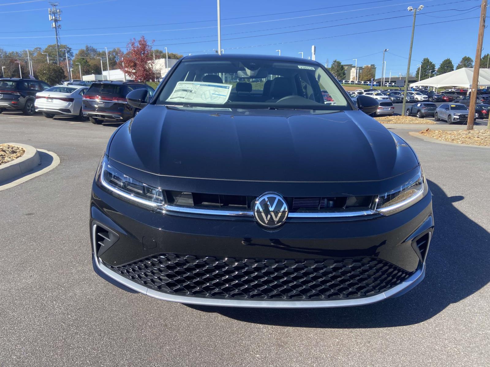 2026 Volkswagen Jetta 1.5T SE photo 2