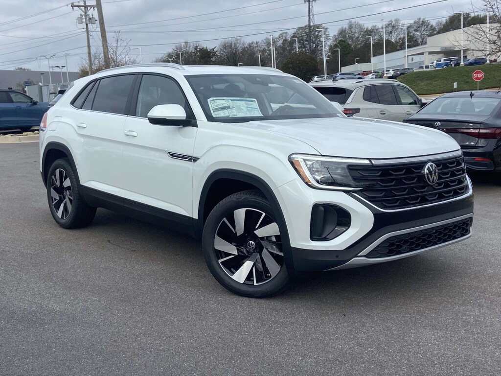 New 2026 Volkswagen Atlas Cross Sport 2.0T SE w/Technology SUV