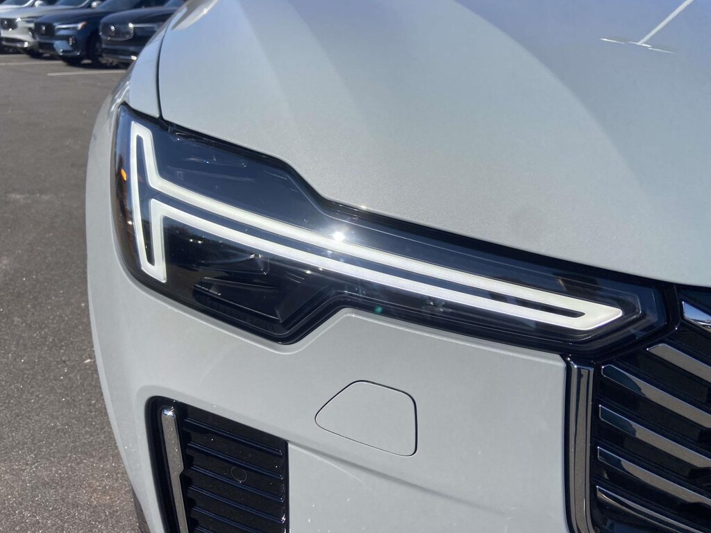 New 2026 Volvo XC90 B6 Plus 7-Seater SUV