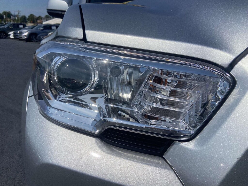Used 2023 Toyota Tacoma 4WD SR5 Double Cab 5 Bed V6 AT (Natl) Crew Cab Pickup