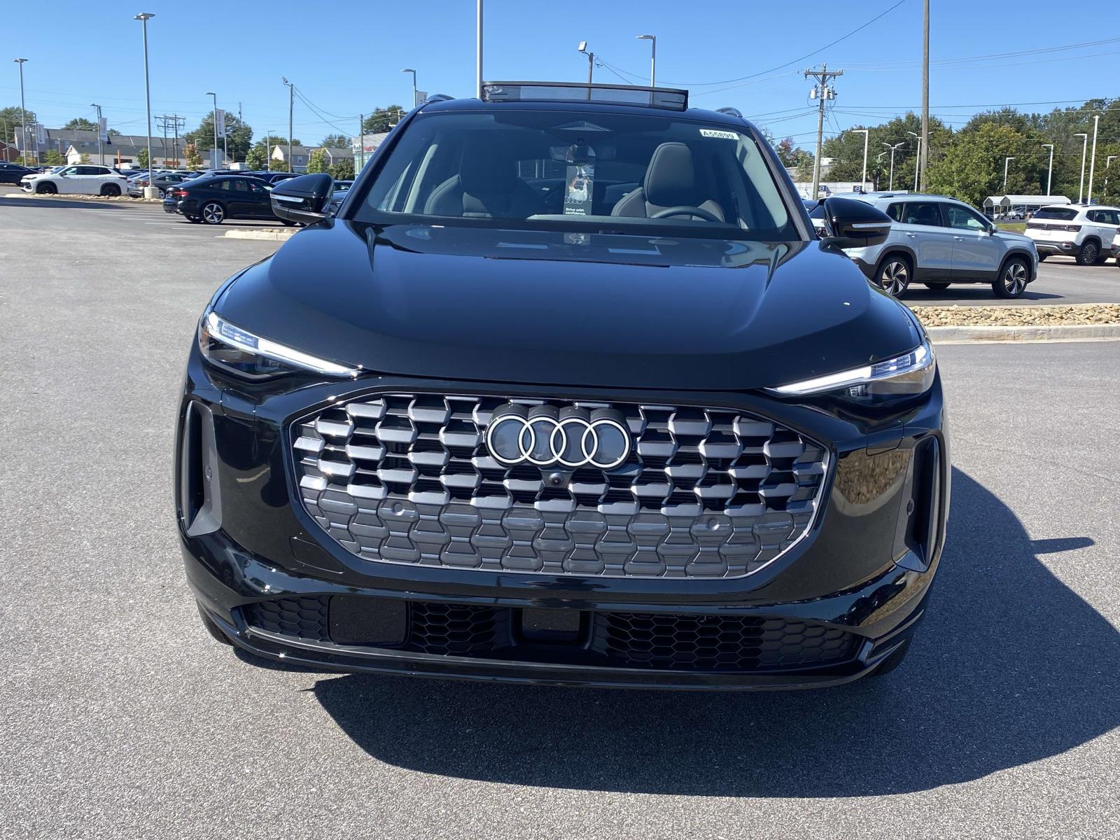 2025 Audi Q5 2.0T Prestige photo 2