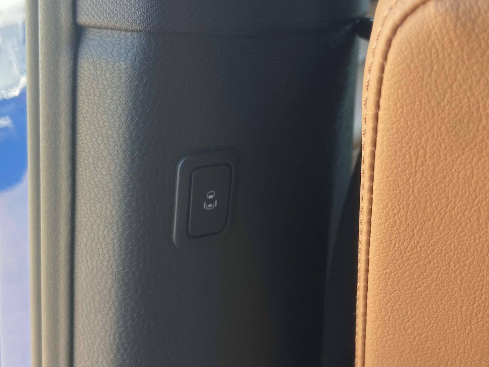 2025 Volkswagen ID. Buzz PRO S - Photo 15