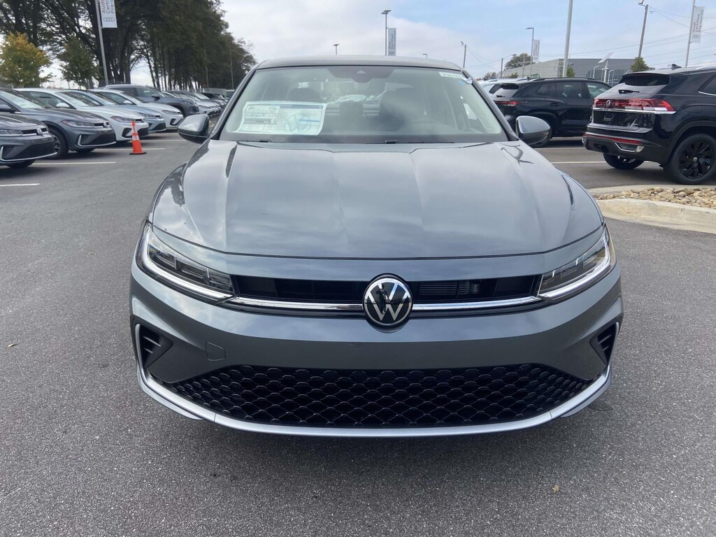 New 2026 Volkswagen Jetta 1.5T SE Sedan