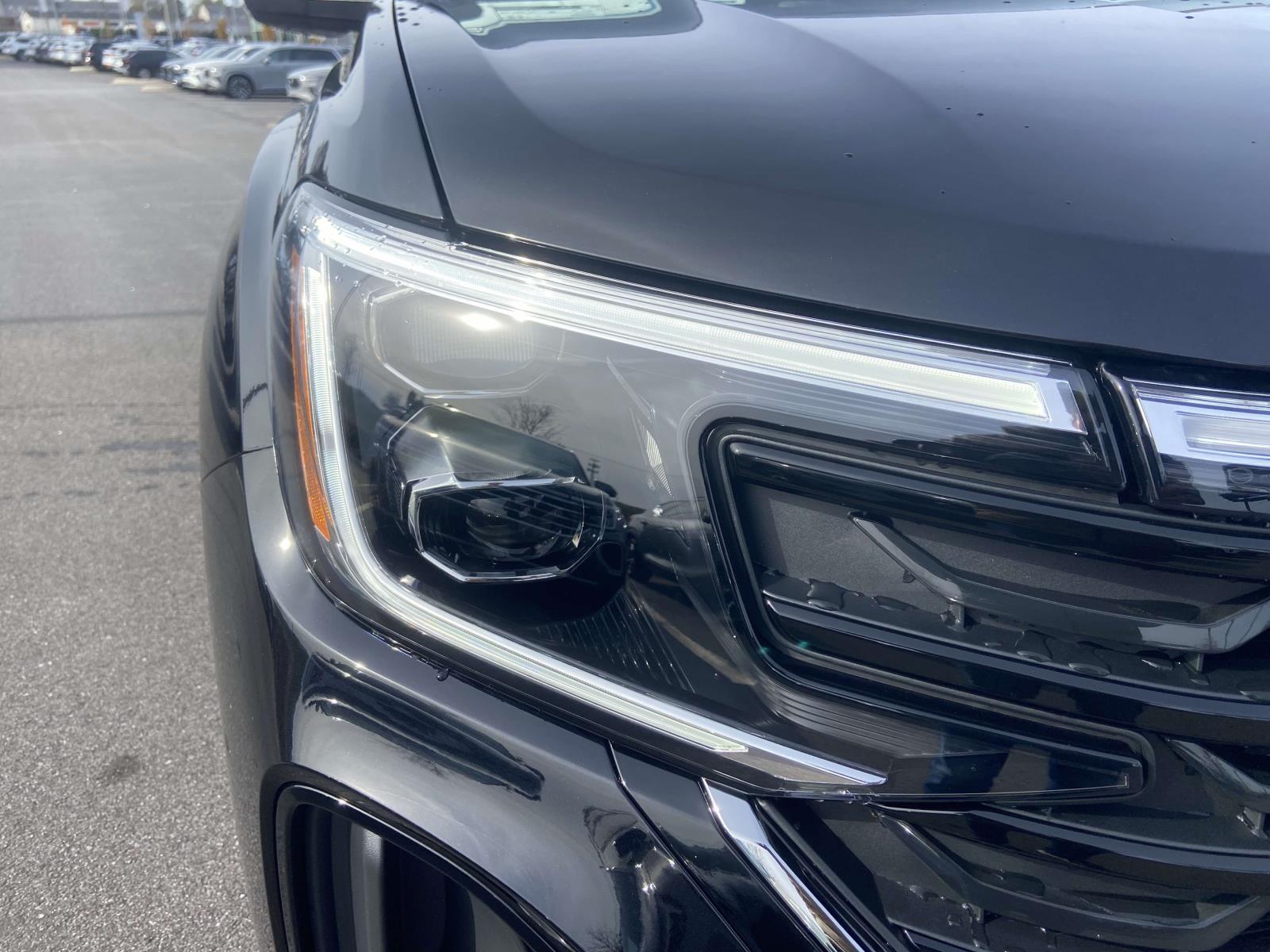 2026 Volkswagen Atlas Cross Sport SE Technology photo 4