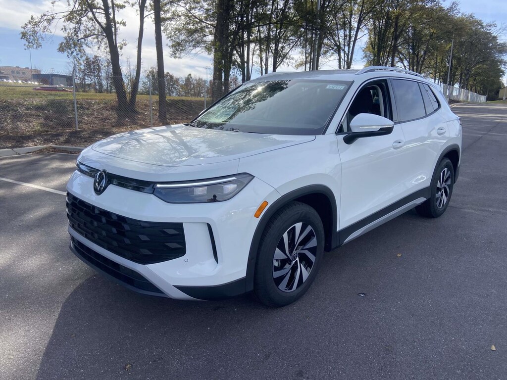 New 2026 Volkswagen Tiguan 2.0T S SUV