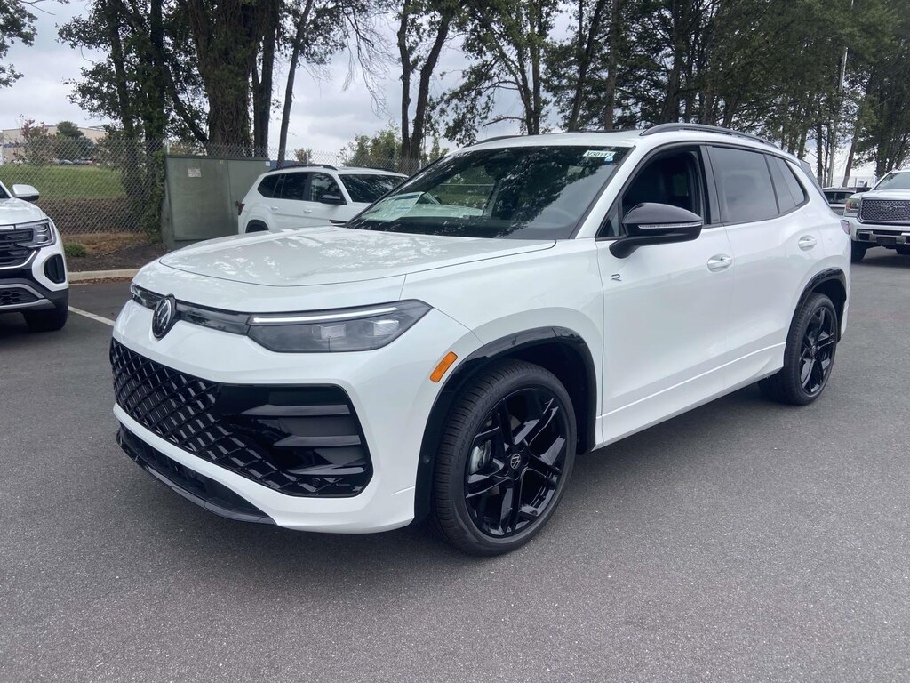 New 2025 Volkswagen Tiguan 2.0T SE R-Line Black SUV