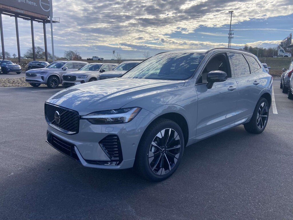 New 2026 Volvo XC60 B5 Plus SUV