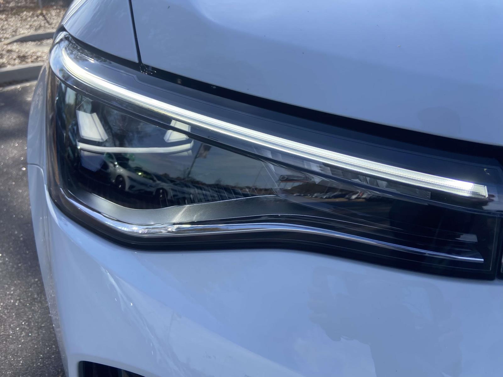 2026 Volkswagen Taos SE photo 4